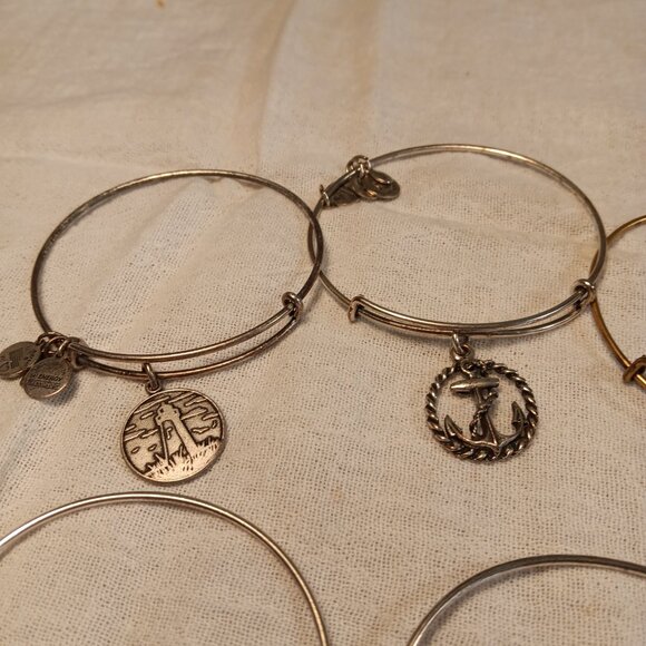 Alex and Ani lot of 9 bangle bracelets silver & brass tones + 1 Footnotes - Picture 2 of 16